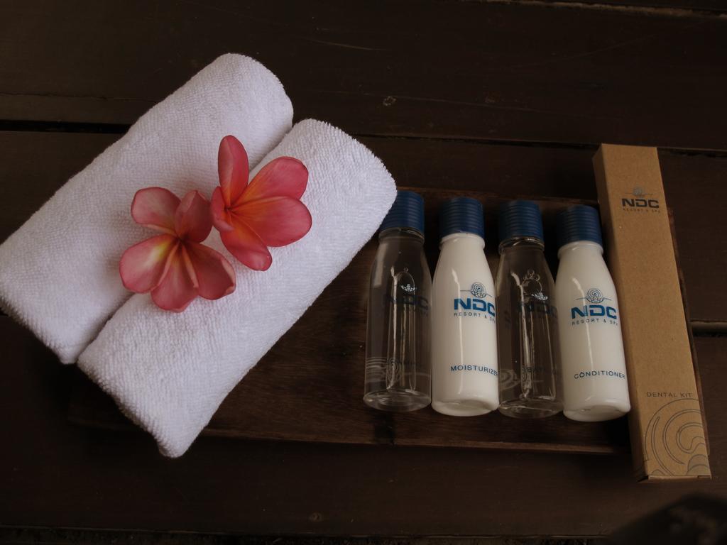 Nusantara Diving Centre Resort & Spa 美娜多 外观 照片